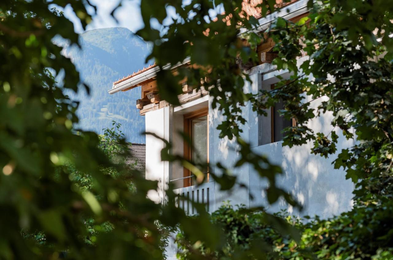 Casa Caminada Hotel Fürstenaubruck Exterior foto